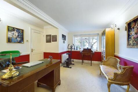 Family Room/Study