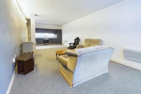 Open Plan Living/Dining/Kitchen