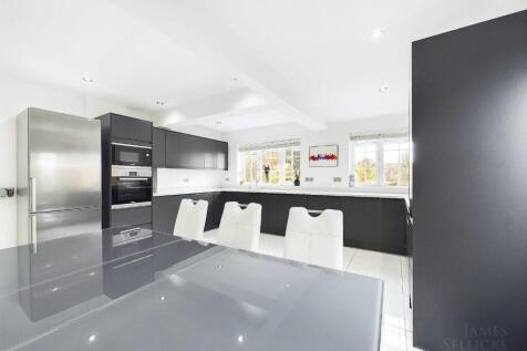 Extended Living Kitchen