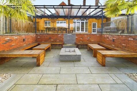 Patio Entertaining Area