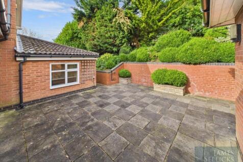 Rear Courtyard