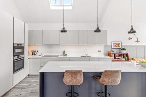 Living/Dining Kitchen