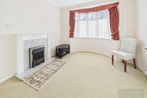 Through Lounge/Dining Room