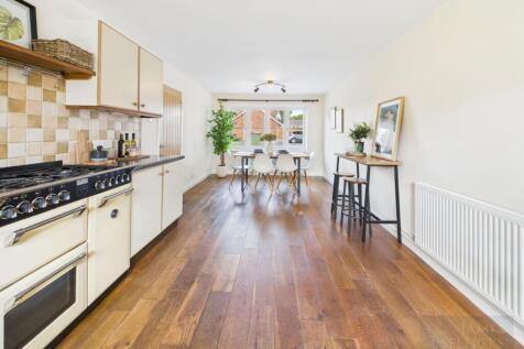 Open plan living kitchen