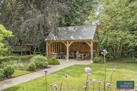 Open Garden Room