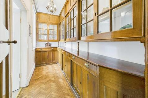 Butler&#39;s Pantry