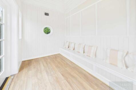 Summer House