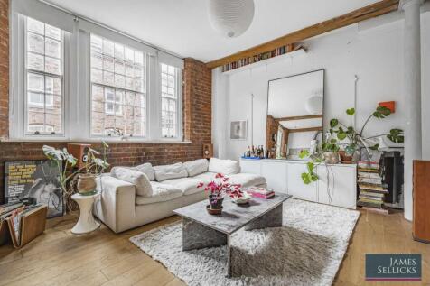 Open Plan Kitchen/Living Area