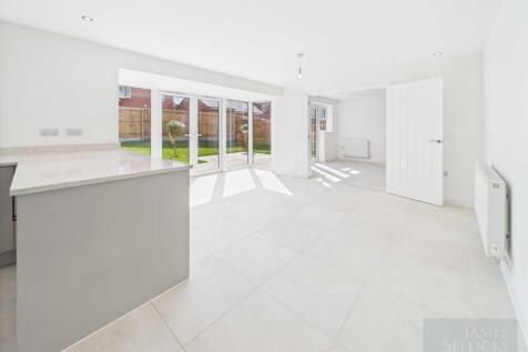 Open Plan Living Dining Kitchen