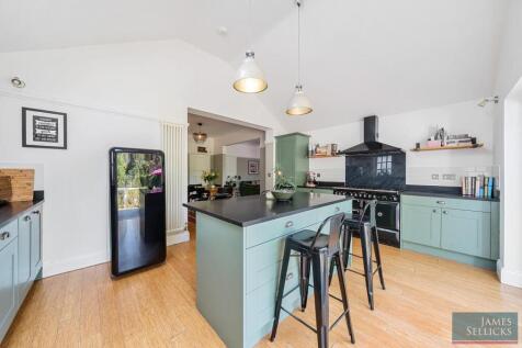 Open Plan Living, Dining, Kitchen Area
