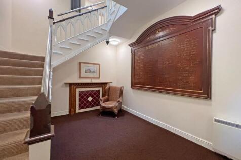 Hallway.jpg