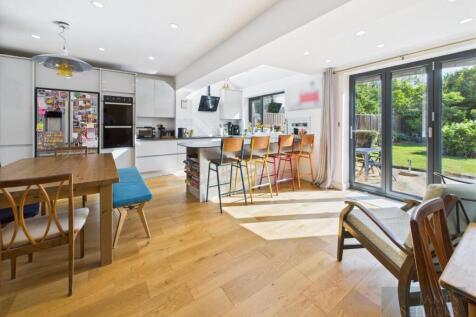 Living/Dining Kitchen