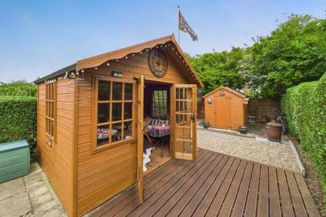 Garden Bar/Summerhouse