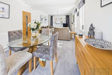 Through Lounge/Dining Room