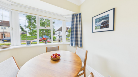 Breakfast Room