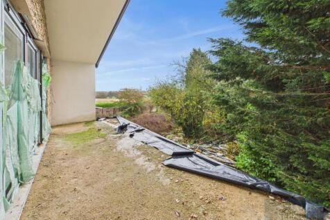 Master Bedroom Balcony