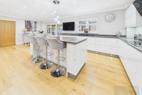 Open-plan living Kitchen