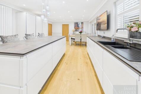 Open-plan living Kitchen