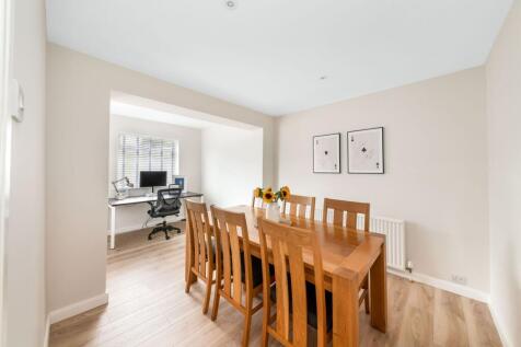 DINING ROOM/HOME OFFICE