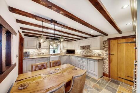 BREAKFAST KITCHEN
