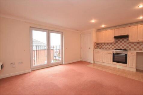 LIVING / DINING KITCHEN