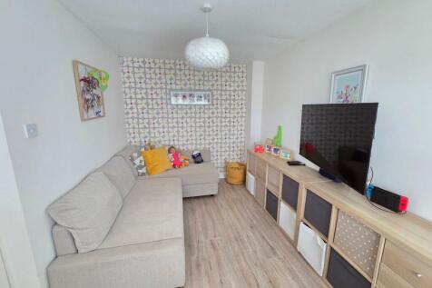 Snug / Playroom