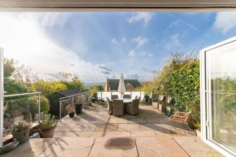 LIVING DINING KITCHEN VIEW