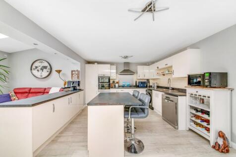 LIVING DINING KITCHEN