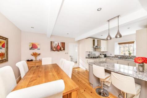 LIVING DINING KITCHEN