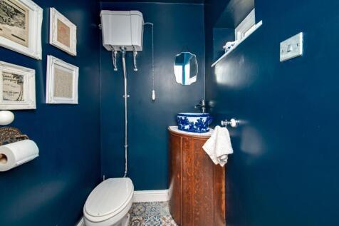 DOWNSTAIRS WC