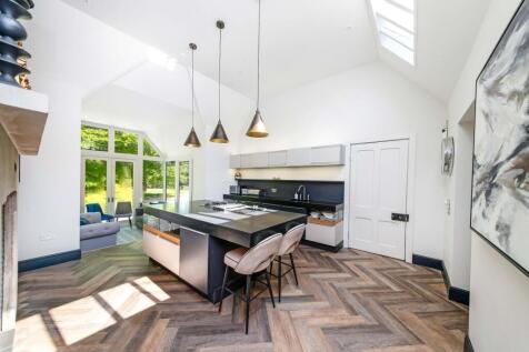 LIVING DINING KITCHEN