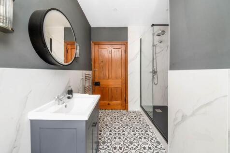 BATHROOM TWO