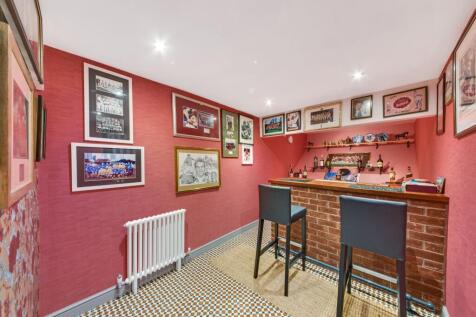 BAR AREA