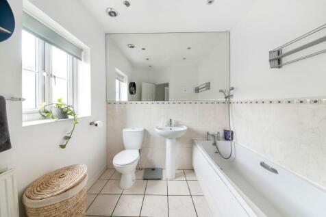 HOUSE BATHROOM