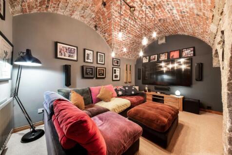 CINEMA ROOM