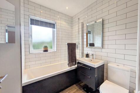 HOUSE BATHROOM