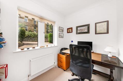 STUDY / HOME OFFICE