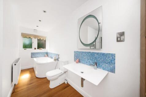 HOUSE BATHROOM