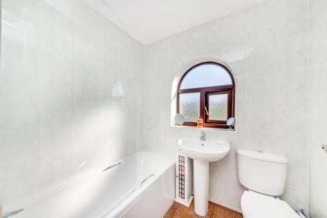 HOUSE BATHROOM