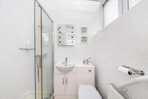 DOWNSTAIRS SHOWER ROOM