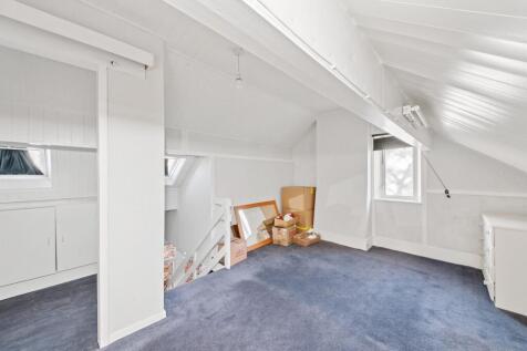 HOME OFFICE/HOBBY SPACE