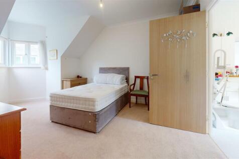 Foylebank-Bedroom.jpg