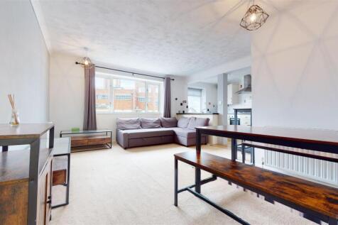 22-Castletown-Flat-Fleet-Court-05132023_113617.jpg