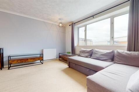 22-Castletown-Flat-Fleet-Court-05132023_113010.jpg