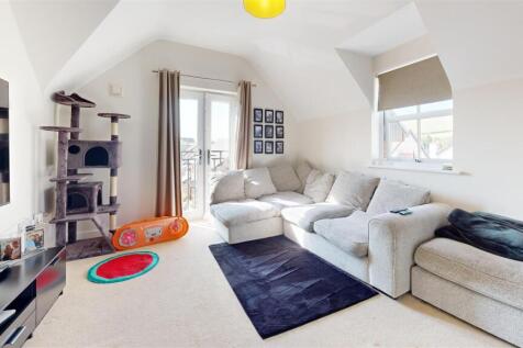 9-Bankes-Court-Gentian-Way-Living-Room.jpg