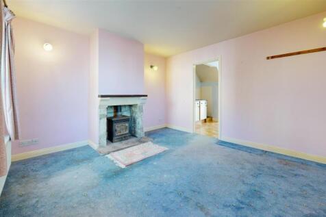 115-High-Street-Living-Room 1.jpg