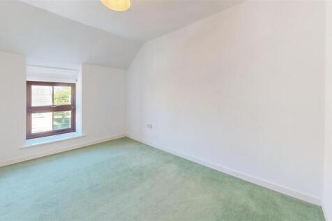 -Reforne-Bedroom 4.jpg