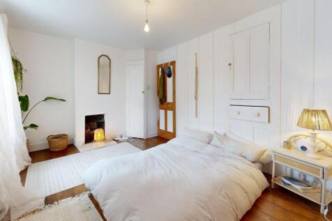 Southwell-Street-Bedroom 1.jpg