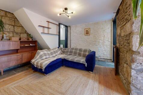 Southwell-Street-Bedroom 2.jpg