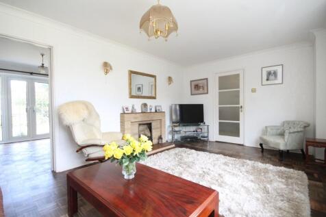 .livingroom2.JPG